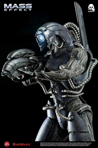 Illustration for article titled If This Mass Effect Legion Figure Has A Soul, It's Made Of Plastic